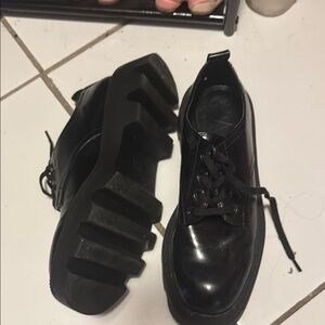 Zara Black Oxford Shoes with Polished Finish